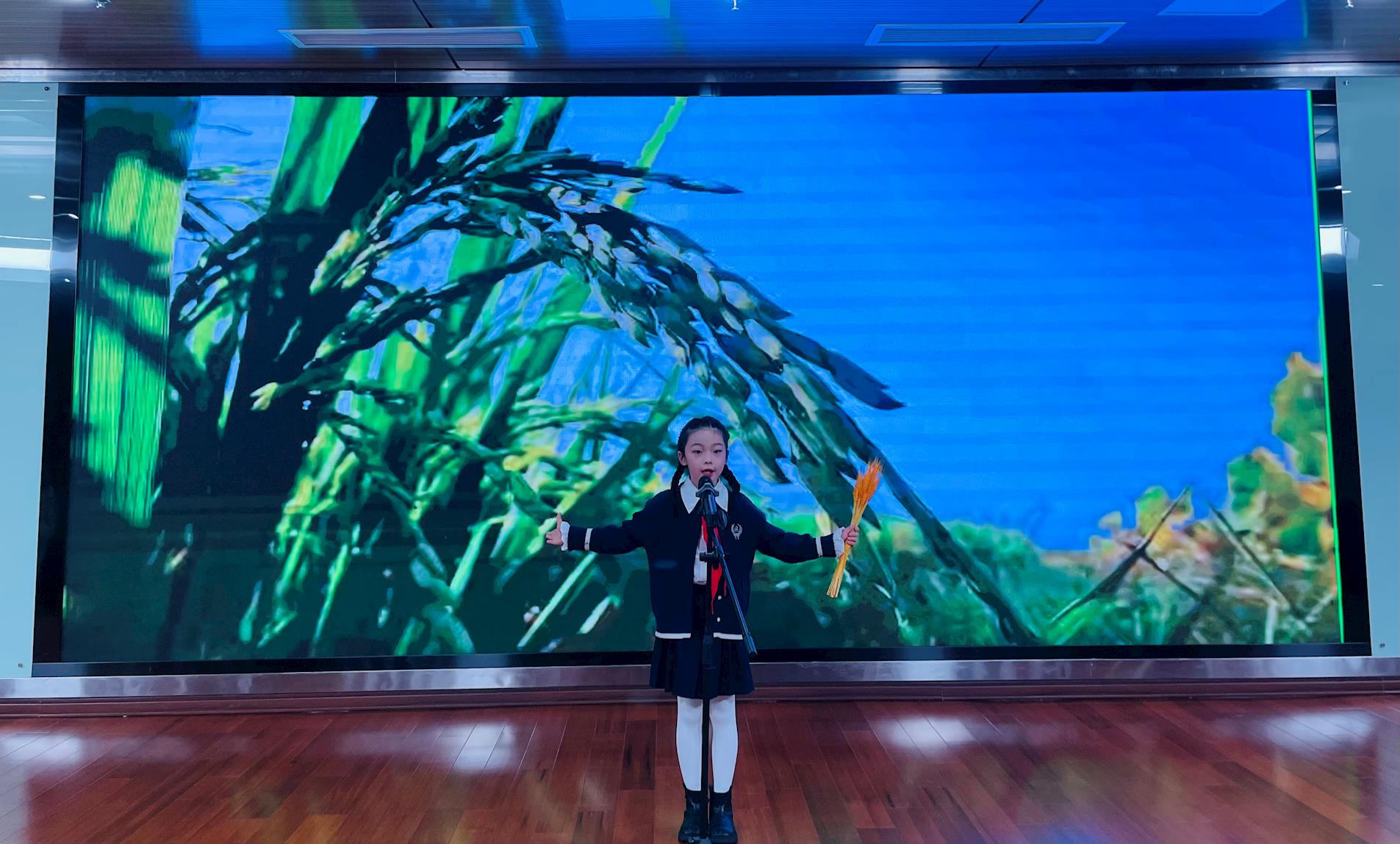 6aab573e9e7f40fb942ed995d418c9f8.jpg 6aab573e9e7f40fb942ed995d418c9f8.jpg